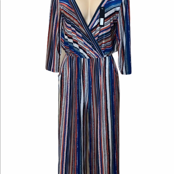 Stylish Jumpsuit - Picture 5 of 6
